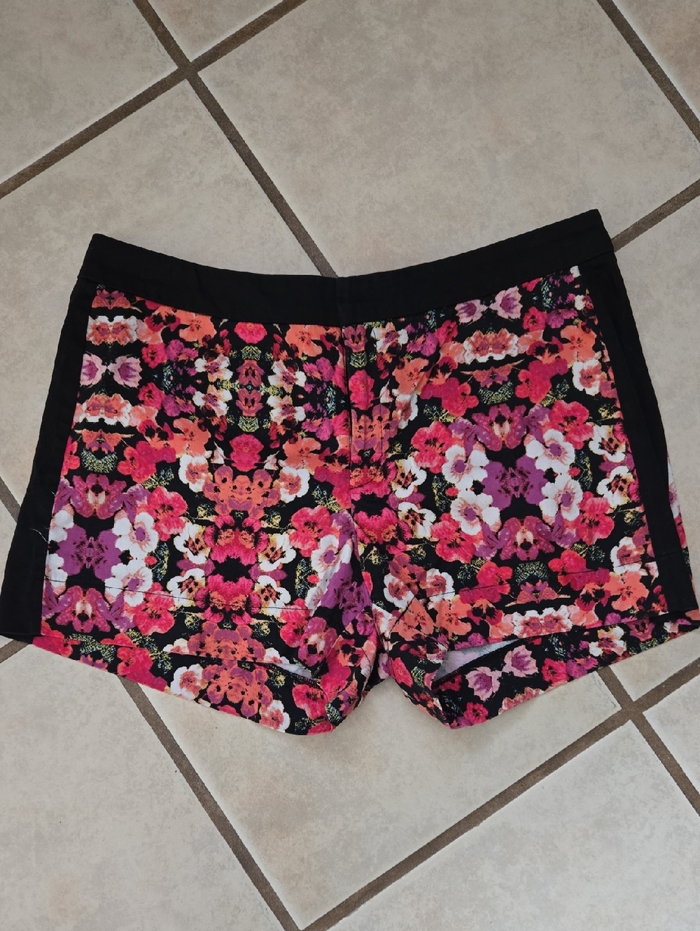 Nicole Miller Floral Shorts